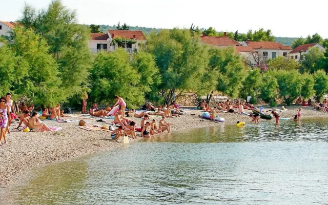 Apartments Dvornik