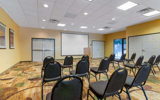 Comfort Inn & Suites Montgomery Eastchase