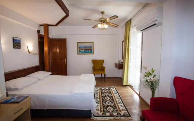 Papermoon Hotel & Apartments