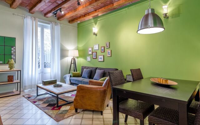 Urban District - St. Antoni Market Apartment