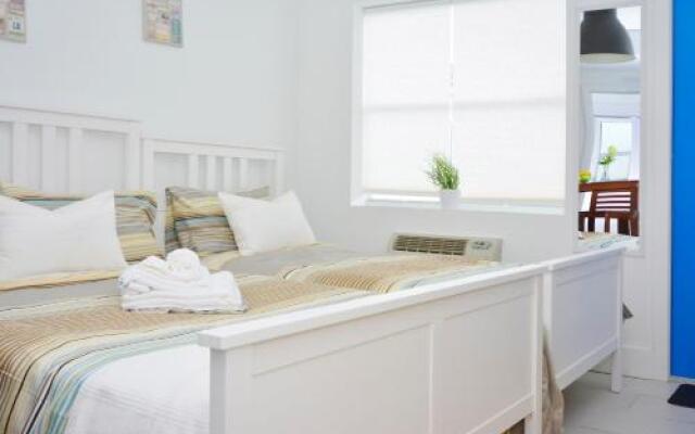 Villa Byron Suites