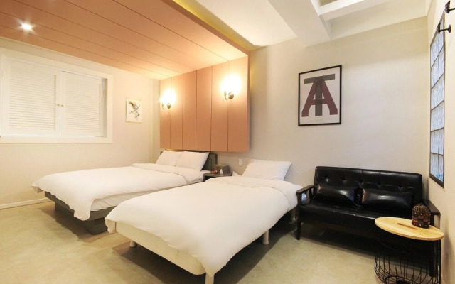 Jeonju Deokjindong MOMENT 708