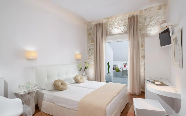 Adriani Hotel