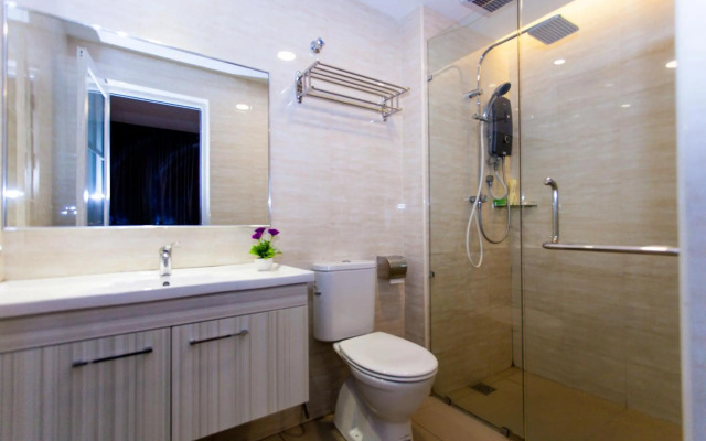 GM Grand Moments Hotel