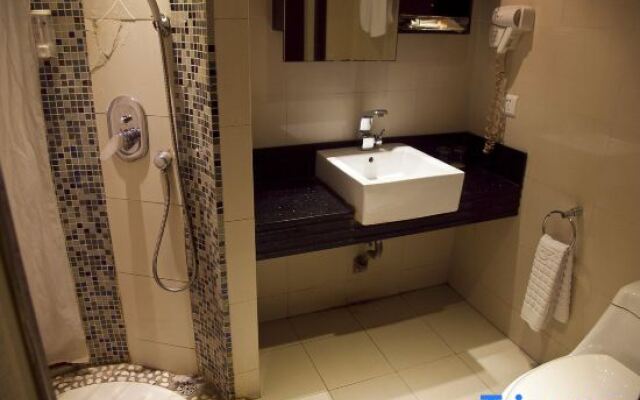 Huijin Business Hotel