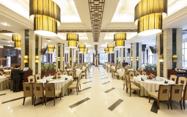 Zhaoqing Senlan Yunhai Hotel