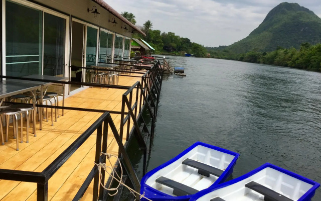 River Hill Side Resort