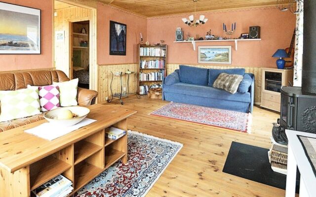 7 Person Holiday Home in Allingsas, Sverige