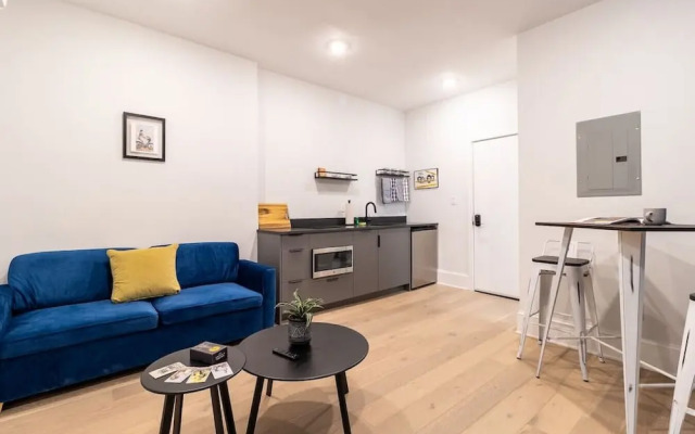 Thena Hotel - Beautiful 1 Bedroom