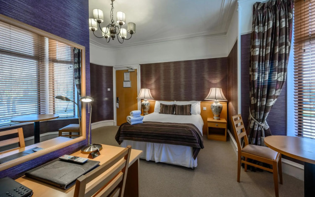 The Dunavon Hotel