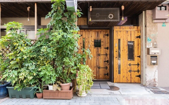 Maple House Namba Nippombashi