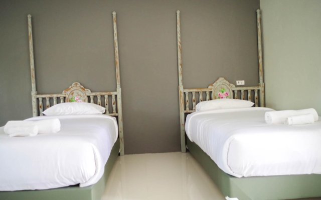 Phuket Nonnita Boutique Resort