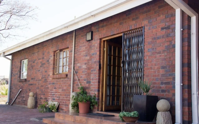 Phokeng Gardens Bed and Breakfast