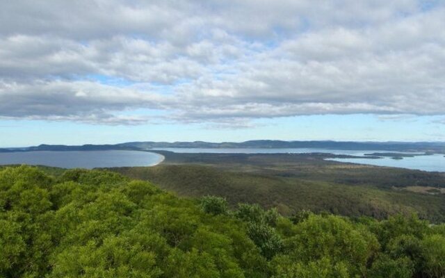 Honeycomb Valley Farm