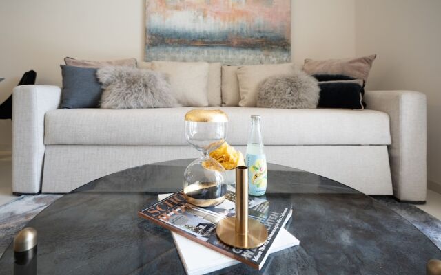 Luxury 2R Best location Amazing terrace