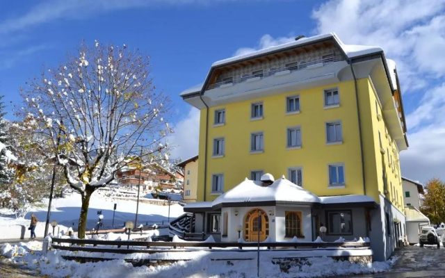 hotelImage