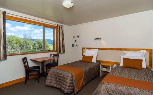 Eden's Edge Lodge – Guest Rooms – Riwaka