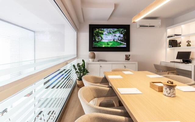 Gallery Suites & Residences, Piraeus