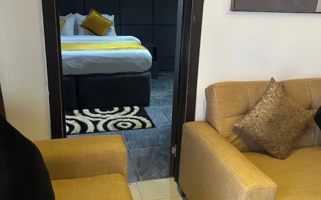 Florence Hotel And Suites