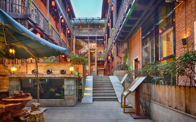 1903 Yard Inn