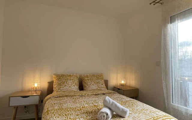 Apartment in Yvre-l'eveque Near Le Mans Circuit