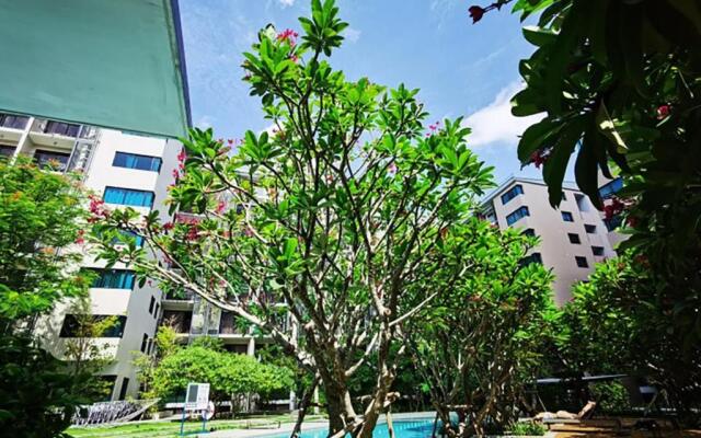 Blossom Sathorn Hospitality （曼谷高端酒店公寓）