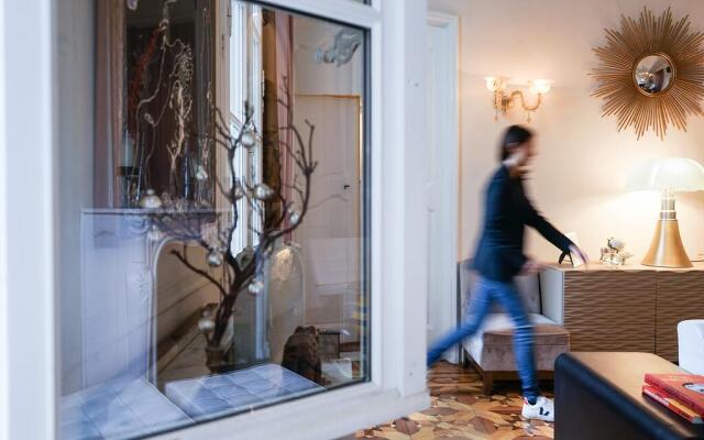 Hôtel Particulier, Le 28