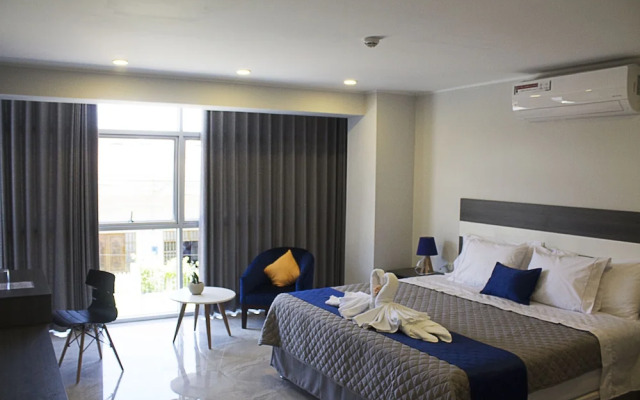Palm Hotel