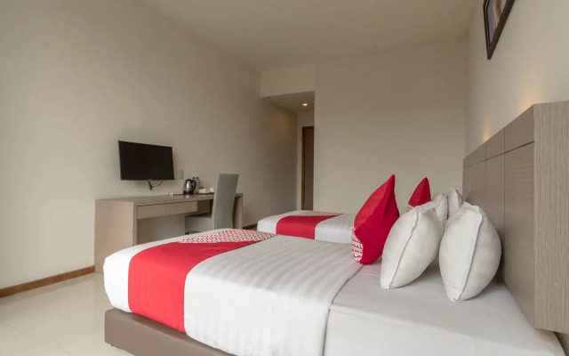Putra Mulia Hotel