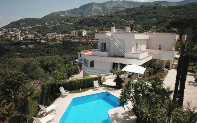 Villa Romeo in Vico Equense