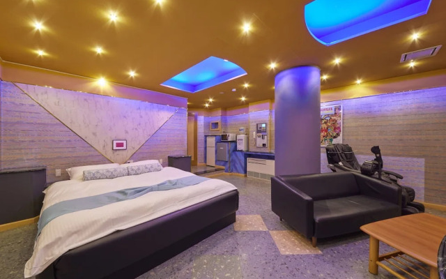 Nagano Coco Club - Adults Only