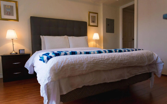 Red Maple Suites - Icon