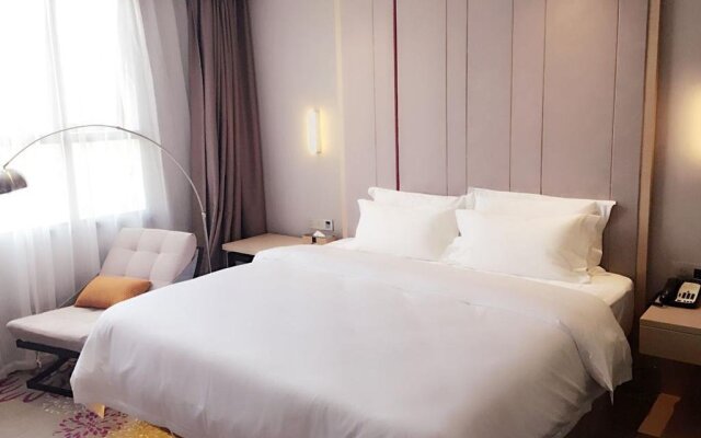 Lavande Hotel (Yichang Baotahe Wanda)
