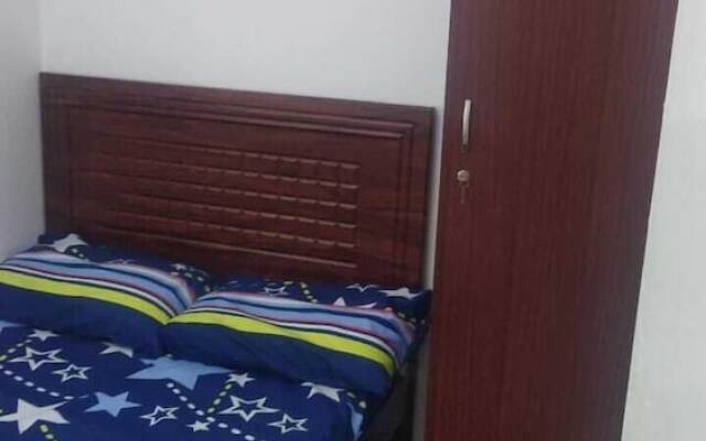 Private Couple room near Burdubai