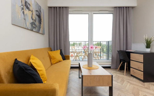 Home Factory Estate Kotsisa by Renters
