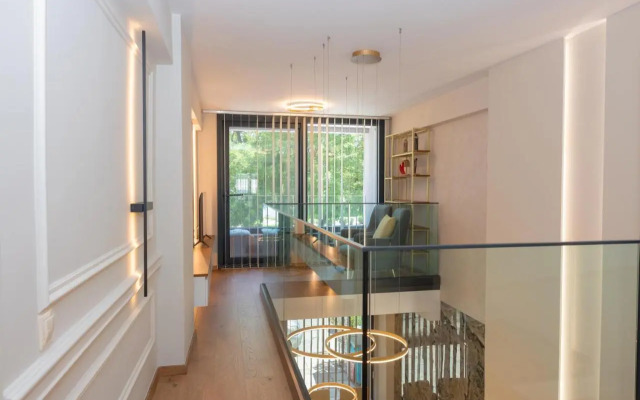Adell Miramare Golden Loft