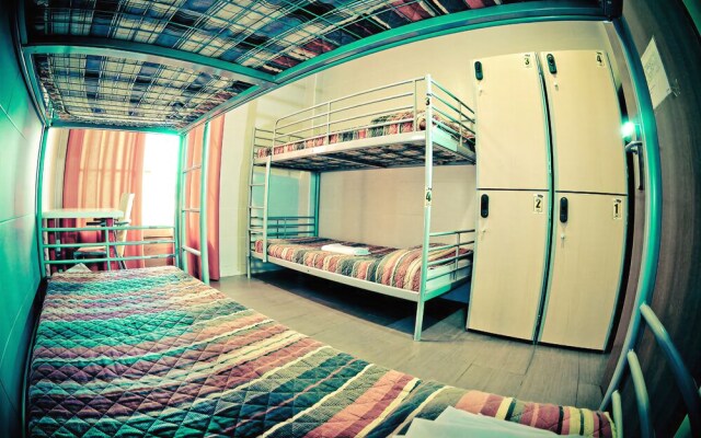 Albergue Zaragoza Hostel