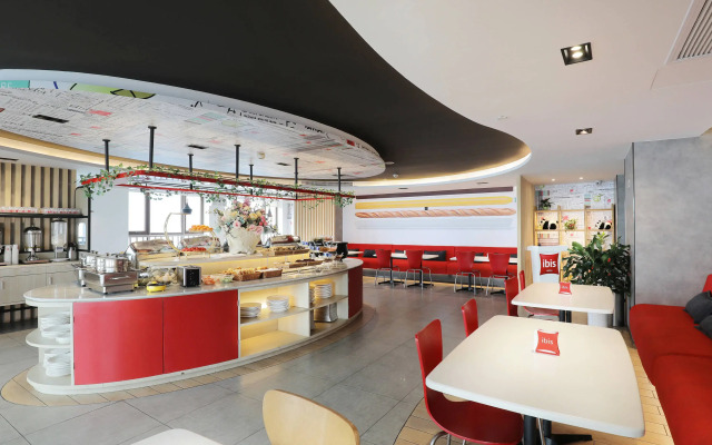 Ibis Dujiangyan Hotel