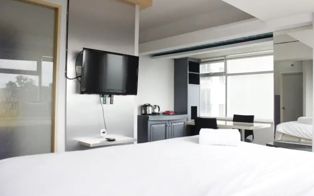 Spacious & Trendy Studio at Jarrdin Cihampelas Apartment