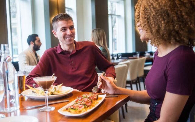 Crowne Plaza Cleveland at Playhouse Square by IHG