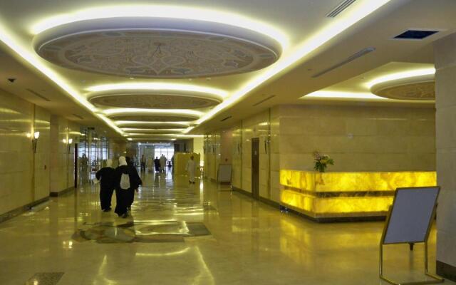Dar Al Eiman Royal Hotel