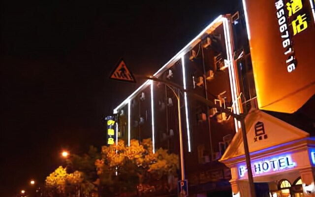 F1 Hotel