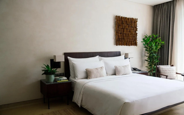 Treeline Urban Resort