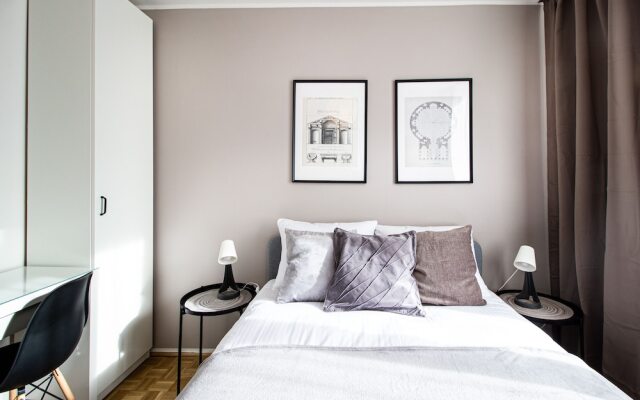 Saska Kepa Velvet Apartment