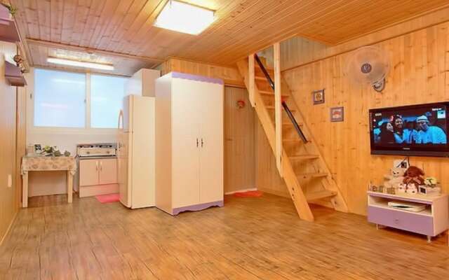 Hongcheon Bandi's Herb Pension