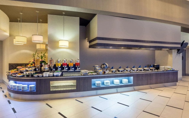 Wyndham Guayaquil Puerto Santa Ana