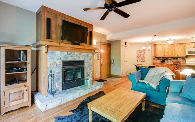 Scottsdale Waltann 3 Bedroom Home by RedAwning