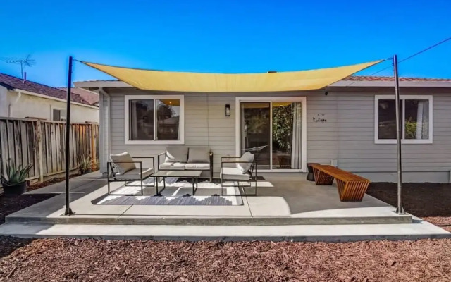 @ Marbella Lane - Stylish Cozy4br in Siliconvalley