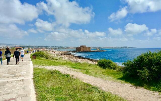 Faros Beach Apartment A102