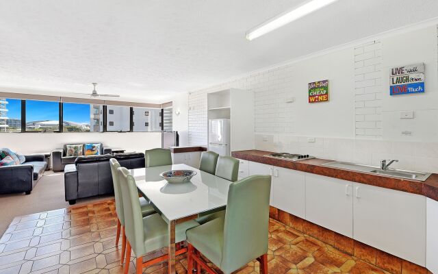 Broadbeach Travel Inn Apartments